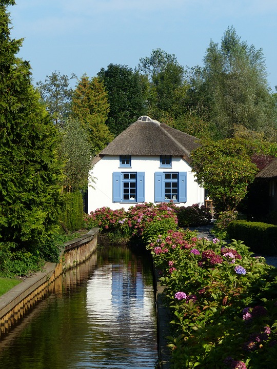 holland-760716_960_720