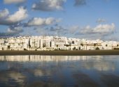 Во овој град платата е 1200 евра, киријата 15 евра, а невработеност не постои (видео)