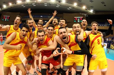 Македонија во финале на Европската лига- Одбојкарите со пожртвувана игра направија пресврт и ја победија Данска!