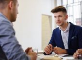 Добил одлична понуда за работа, а потоа директорот го прашал што работи татко му…